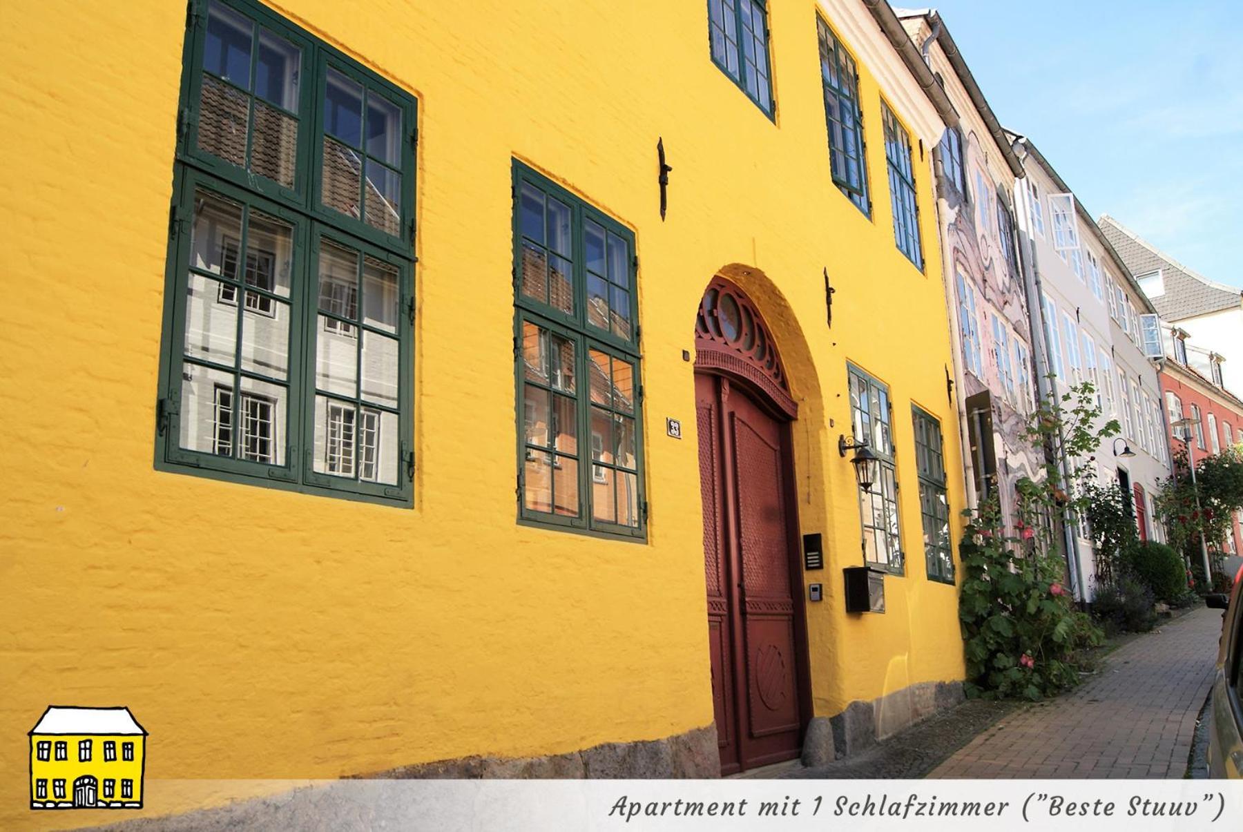 Das Gelbe Haus - Drei Besondere Ferienwohnungen Flensburg Exterior foto